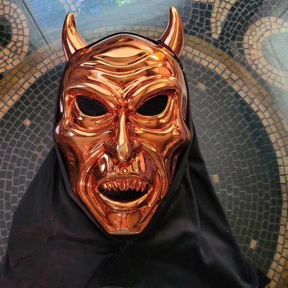 Devils Mask Costume Men's size OS. USED. - Picture 1 of 5